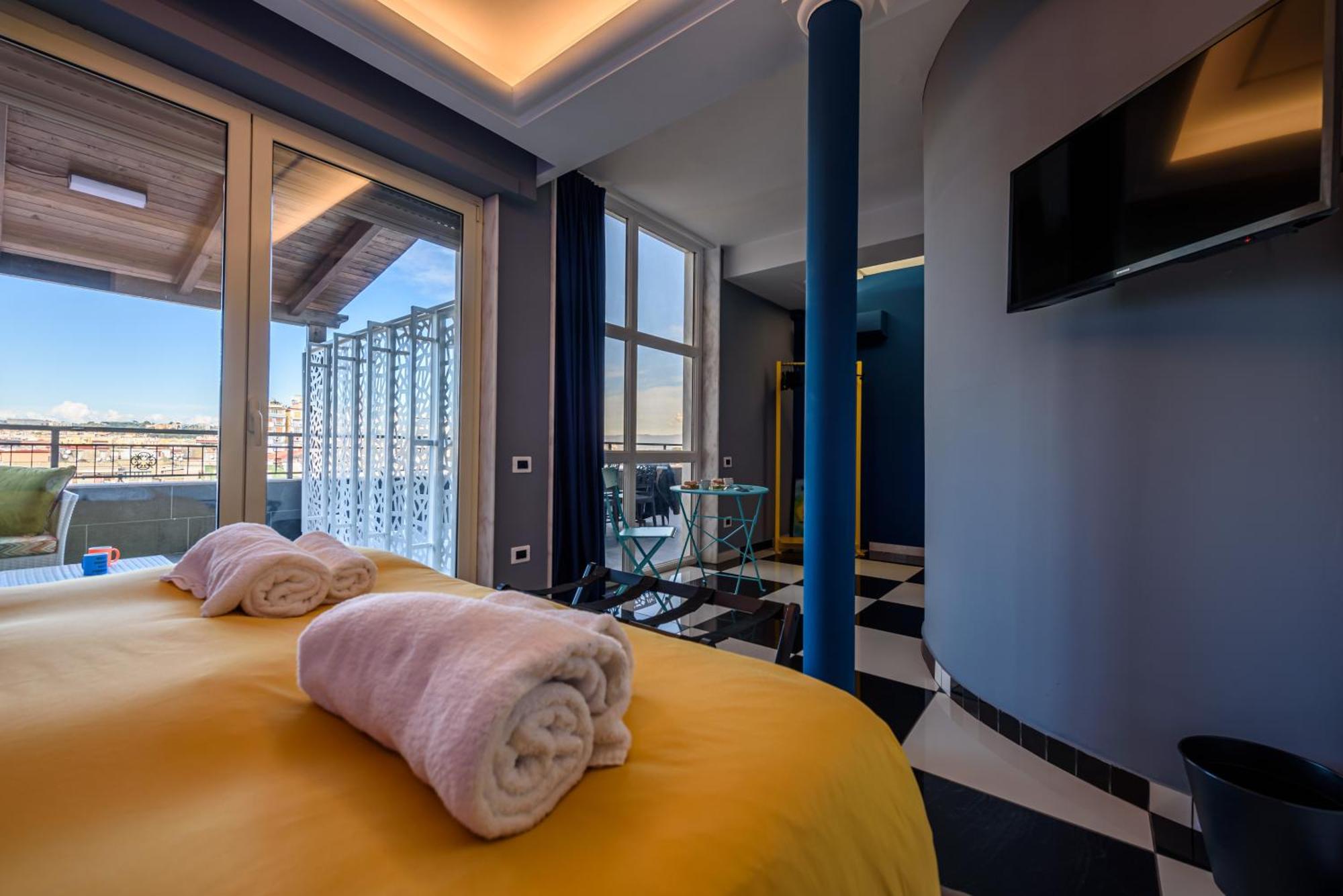D'Amelio'S Suites Наполи Екстериор снимка